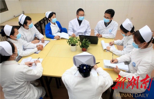 邵阳市中心医院疫情防控科研成果登上世界顶级科学期刊