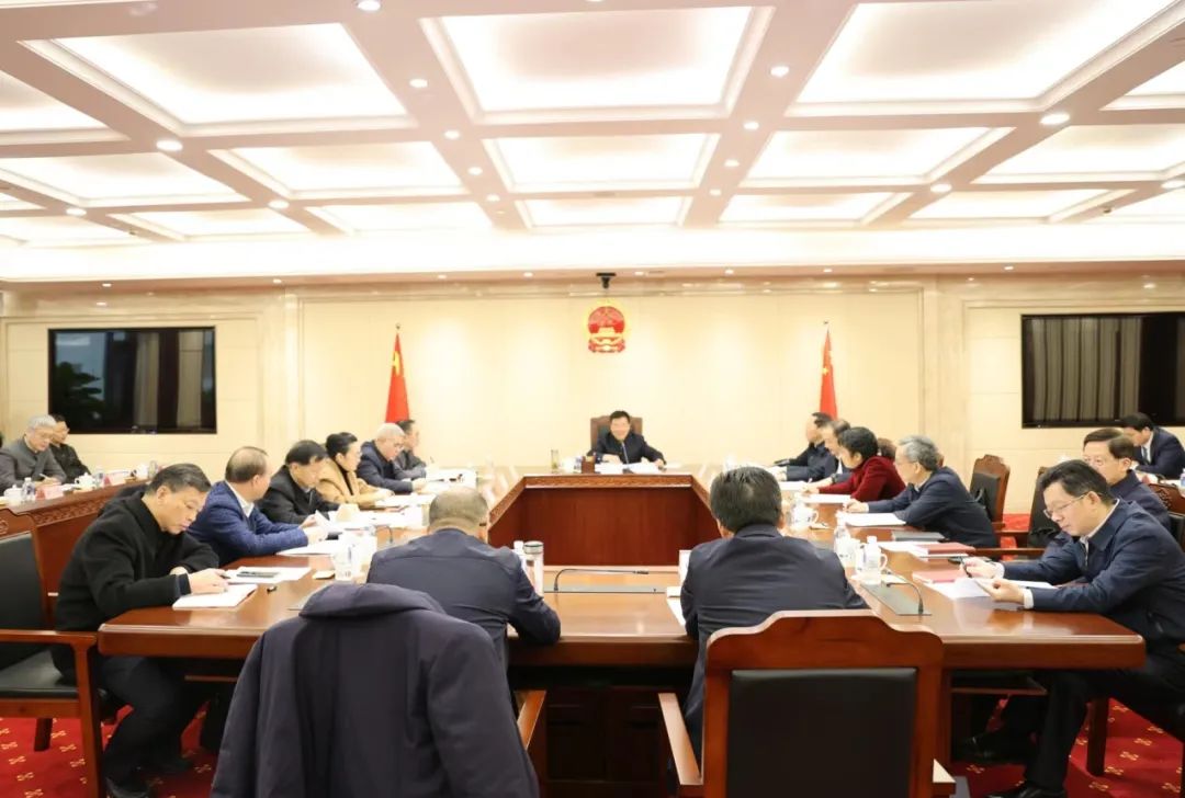 陈飞主持召开“抓党建、抓重点、抓落实”工作会议