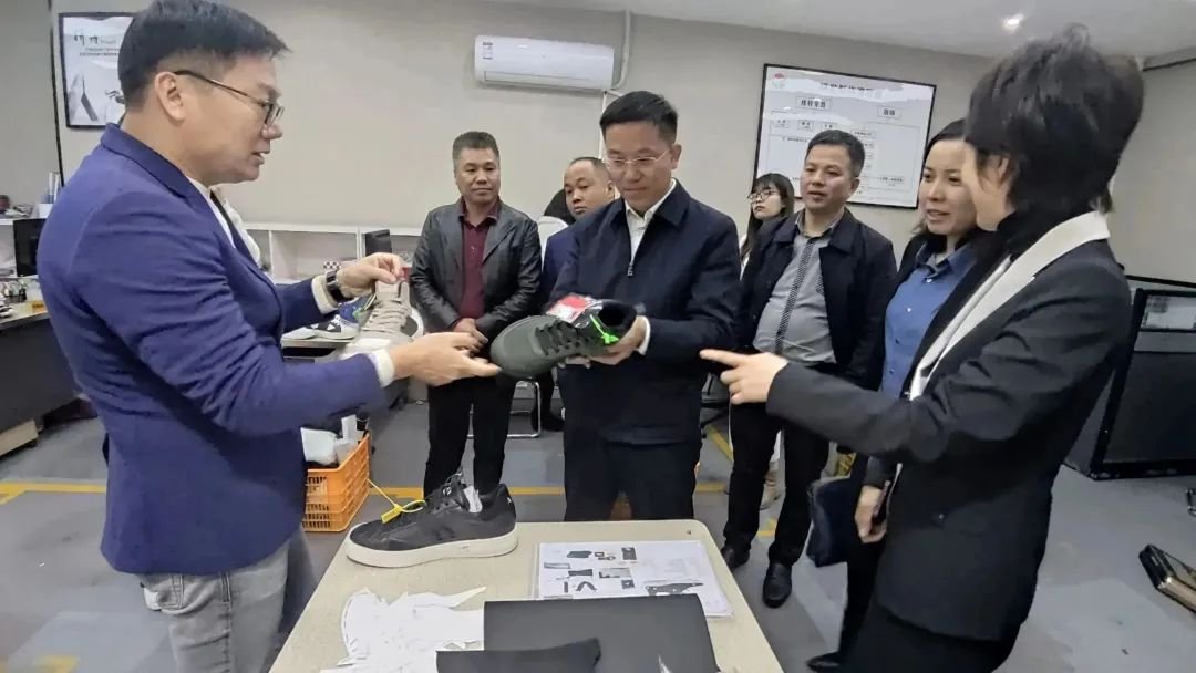 龚红果赴福建开展招商引资活动