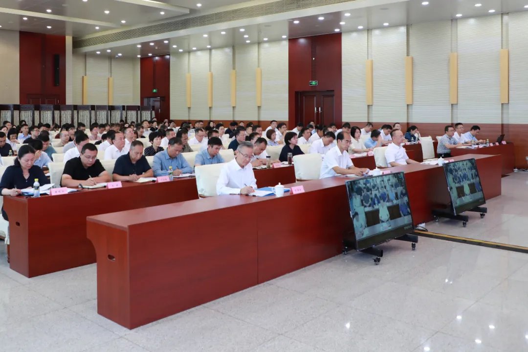 国家信访局： 深入推进信访工作法治化 切实提高依法受理办理信访事项工作水平