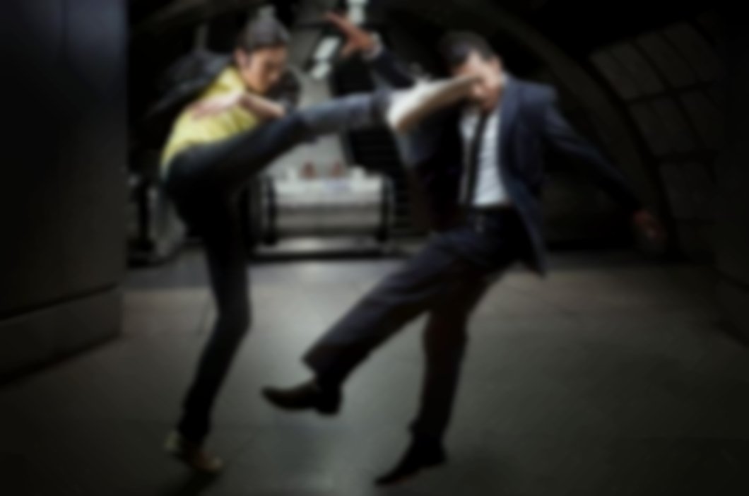 两男子因琐事打架，先动手的罚100元，还手的拘3天！案件详情披露