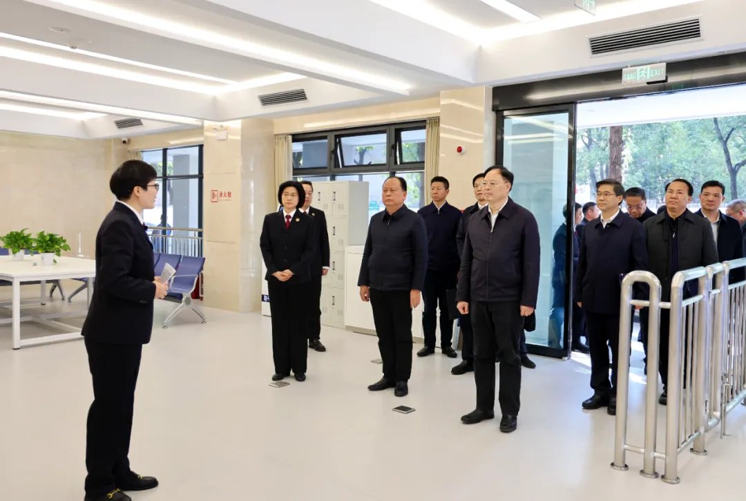 湖南省人大常委会调研“两院”工作 为建设更高水平法治湖南作出更大贡献