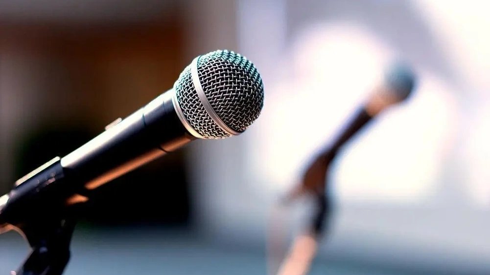 中共中央政治局召开会议 习近平主持会议 2026-1-30