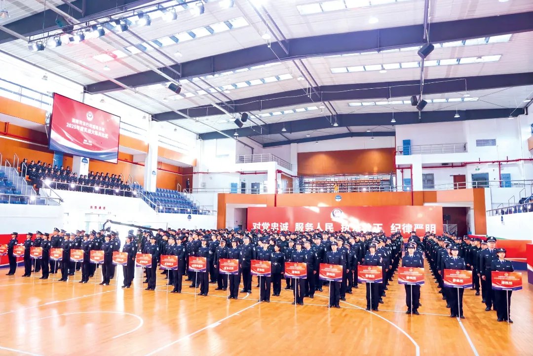 李忠：发挥法治保障作用 促进经济社会高质量发展